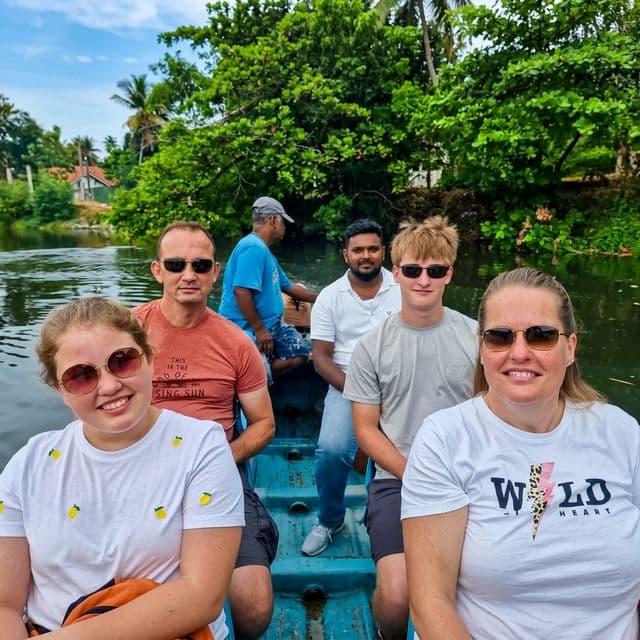 Joyful Tours experience - slide 3